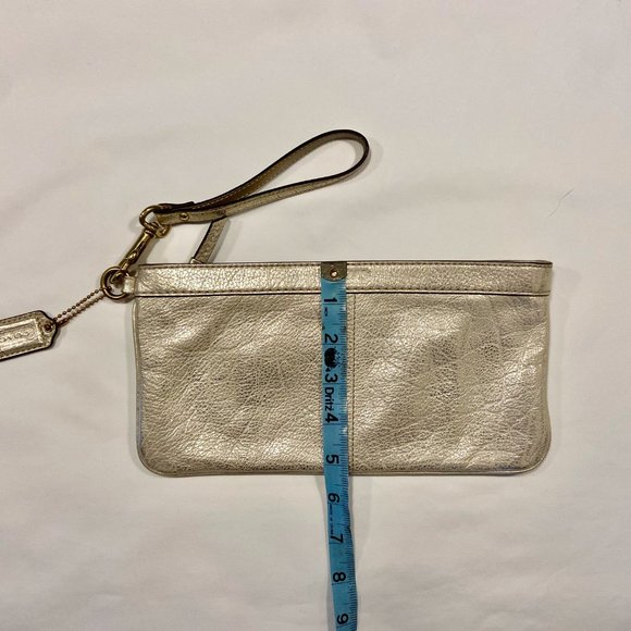 COACH Platinum Gold Metallic Lg Leather Wristlet Clutch 13276 Evening Formal Y2K - Picture 11 of 16